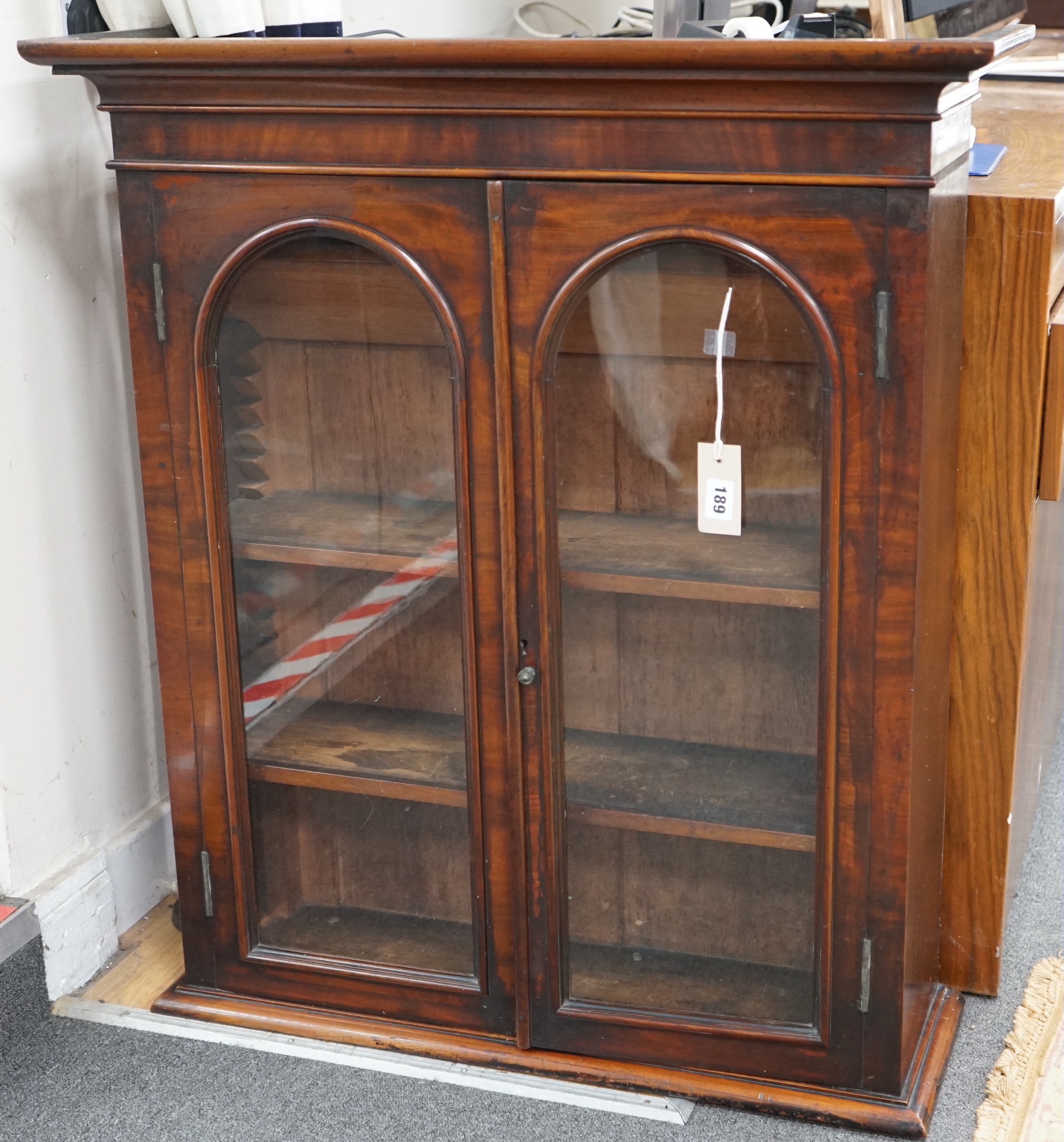 A small Victorian mahogany bookcase top, width 76cm, depth 25cm, height 87cm